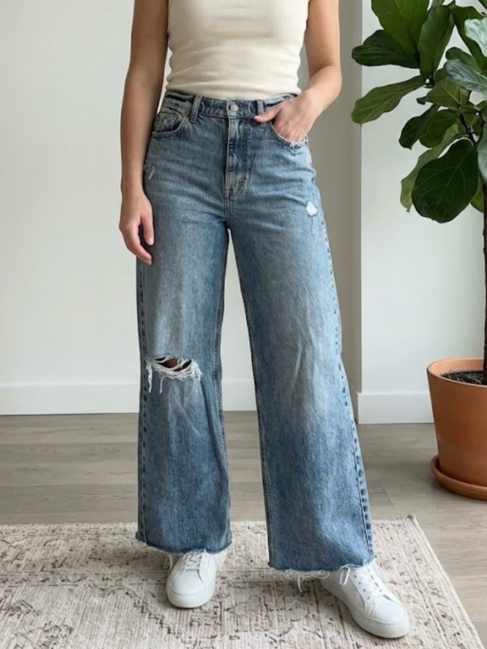 Eunina Ryder Ultra High Rise Baggy Wide Leg Jeans Distressed Boho 9/29W